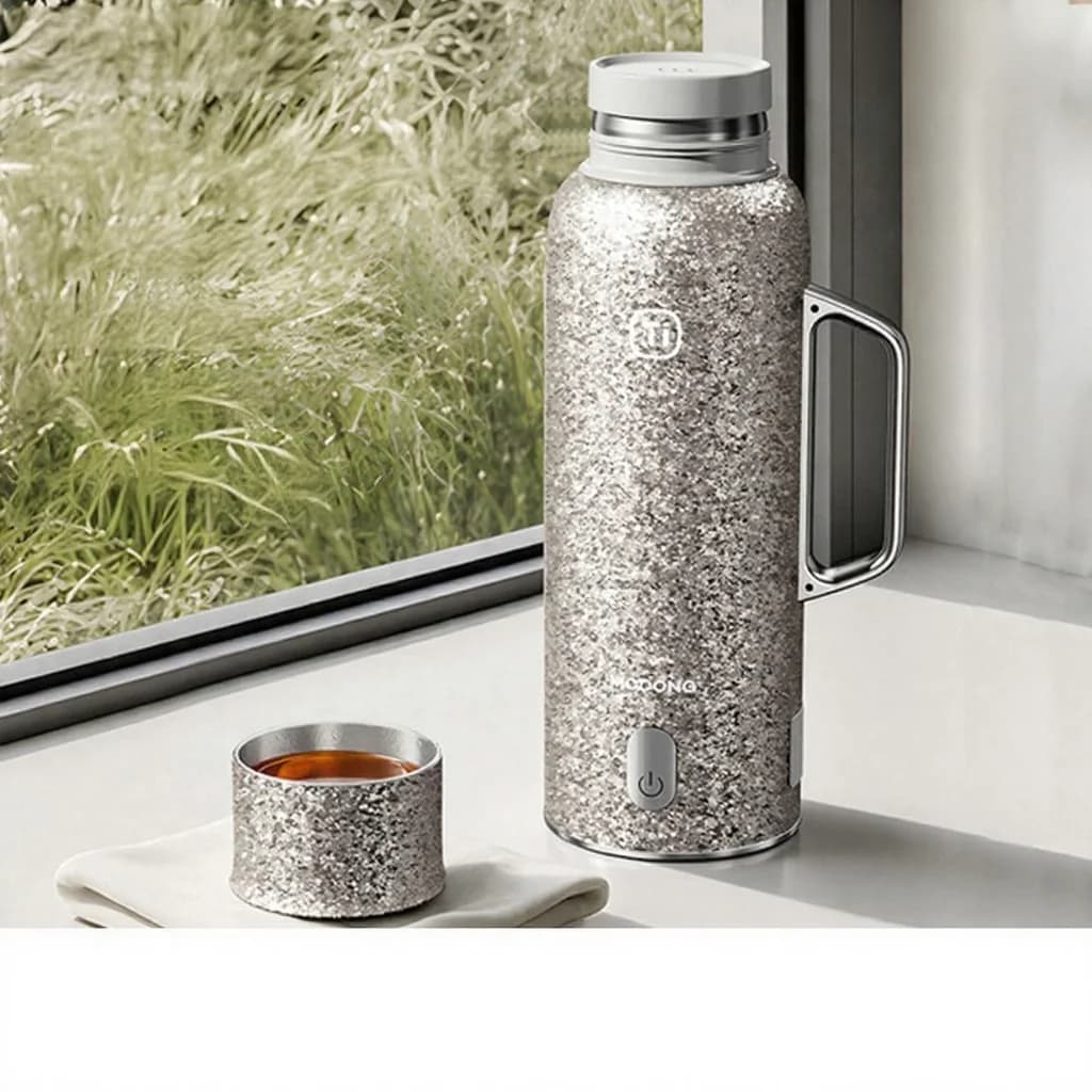 Tasse de voyage isotherme en titane pur avec couvercle magnétique
