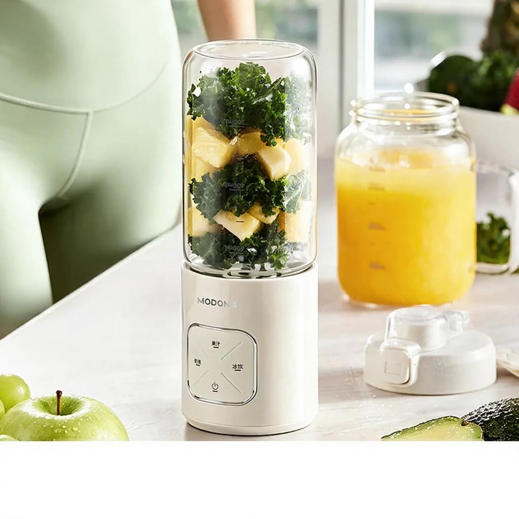 Tasse mixeur sans fil portable pour jus et smoothies